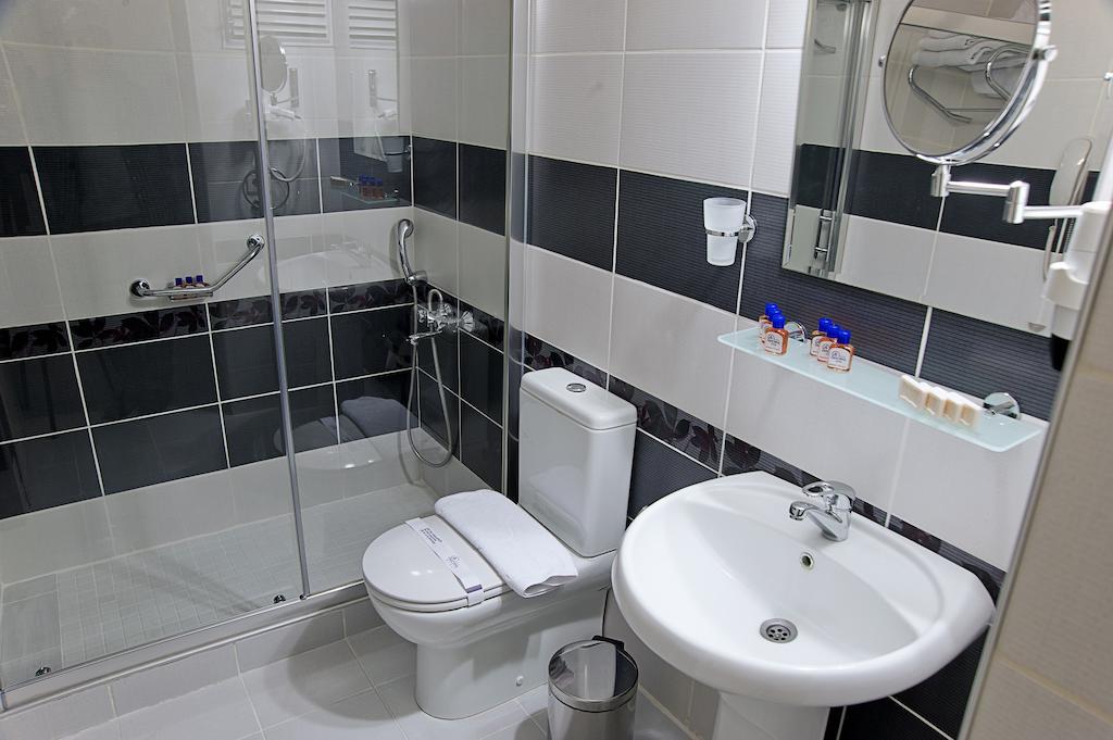 Avlonya Hotel Istanbul Rom bilde